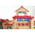 Jeujura Castle - 300 Piece Wooden Construction Set 