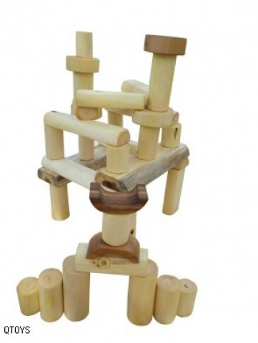 Qtoys Natural Barkless Tree Blocks 42 Pcs