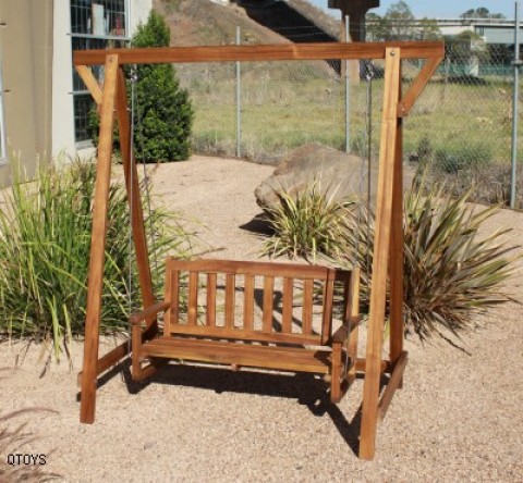 Qtoys Outdoor Hardwood Swing